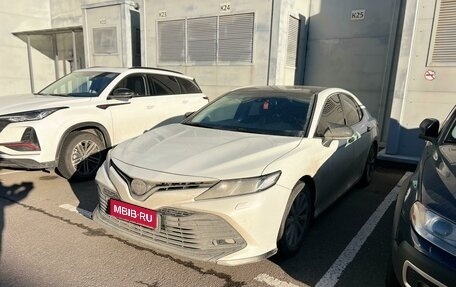 Toyota Camry, 2018 год, 2 855 000 рублей, 1 фотография