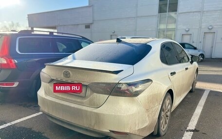 Toyota Camry, 2018 год, 2 855 000 рублей, 2 фотография