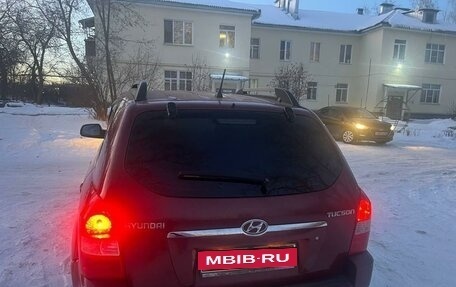 Hyundai Tucson III, 2008 год, 800 000 рублей, 2 фотография