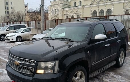 Chevrolet Tahoe III, 2011 год, 2 350 000 рублей, 1 фотография