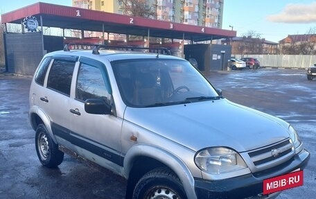 Chevrolet Niva I рестайлинг, 2003 год, 360 000 рублей, 3 фотография