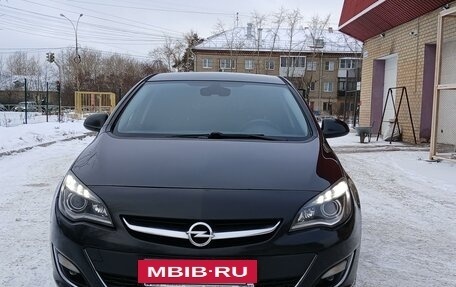 Opel Astra J, 2013 год, 890 000 рублей, 5 фотография