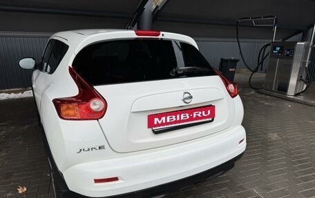 Nissan Juke II, 2011 год, 1 000 000 рублей, 21 фотография