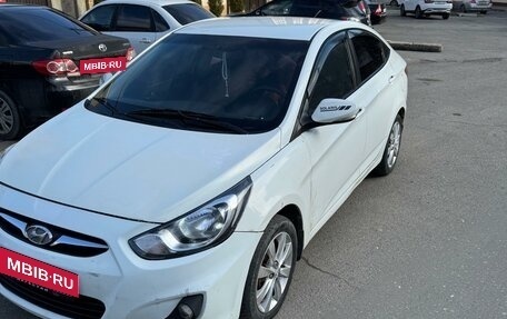 Hyundai Solaris II рестайлинг, 2014 год, 850 000 рублей, 7 фотография