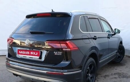 Volkswagen Tiguan II, 2017 год, 2 489 000 рублей, 4 фотография