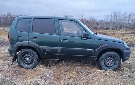 Chevrolet Niva I рестайлинг, 2004 год, 325 000 рублей, 9 фотография