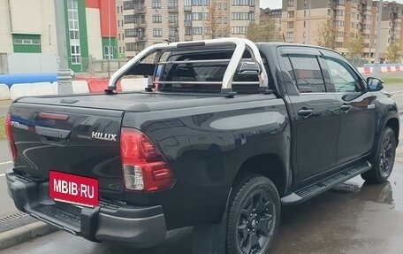 Toyota Hilux VIII, 2019 год, 4 300 000 рублей, 4 фотография