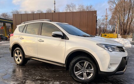 Toyota RAV4, 2015 год, 2 285 000 рублей, 3 фотография