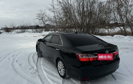 Toyota Camry, 2015 год, 2 700 000 рублей, 4 фотография