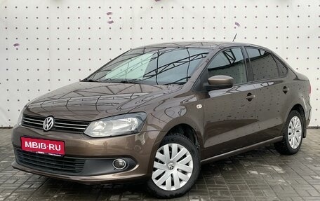 Volkswagen Polo VI (EU Market), 2015 год, 930 000 рублей, 1 фотография