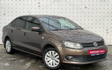 Volkswagen Polo VI (EU Market), 2015 год, 930 000 рублей, 2 фотография