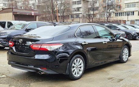 Toyota Camry, 2021 год, 3 180 000 рублей, 4 фотография