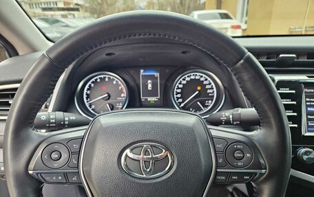 Toyota Camry, 2021 год, 3 180 000 рублей, 14 фотография