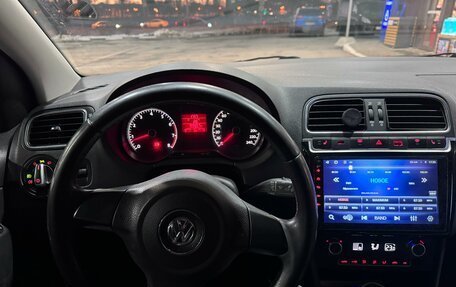 Volkswagen Polo VI (EU Market), 2014 год, 800 000 рублей, 6 фотография