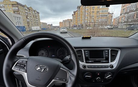 Hyundai Solaris II рестайлинг, 2021 год, 1 840 000 рублей, 8 фотография