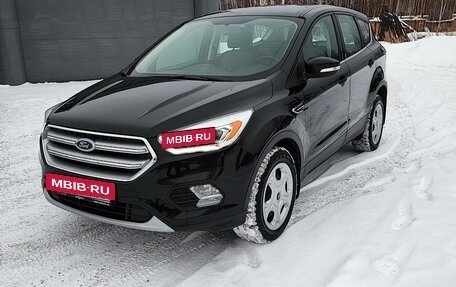 Ford Kuga III, 2016 год, 2 000 000 рублей, 3 фотография