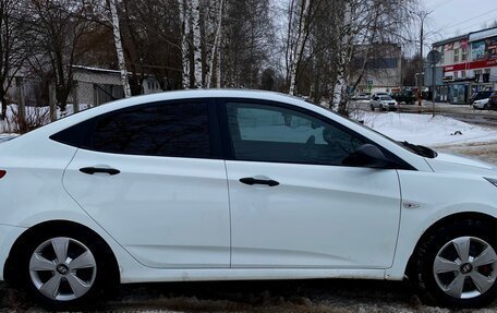 Hyundai Solaris II рестайлинг, 2012 год, 875 000 рублей, 5 фотография