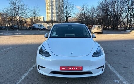 Tesla Model Y I, 2022 год, 7 600 000 рублей, 1 фотография