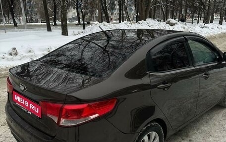 KIA Rio III рестайлинг, 2016 год, 1 050 000 рублей, 4 фотография