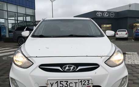 Hyundai Solaris II рестайлинг, 2014 год, 1 070 000 рублей, 2 фотография