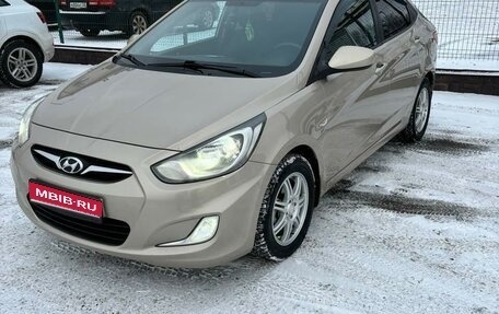 Hyundai Solaris II рестайлинг, 2012 год, 1 090 000 рублей, 1 фотография