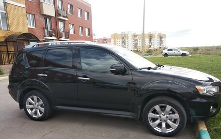 Mitsubishi Outlander III рестайлинг 3, 2010 год, 1 244 000 рублей, 13 фотография