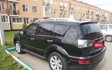 Mitsubishi Outlander III рестайлинг 3, 2010 год, 1 244 000 рублей, 10 фотография