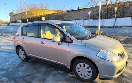 Nissan Tiida, 2007 год, 800 000 рублей, 9 фотография