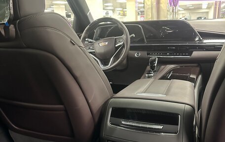 Cadillac Escalade V, 2024 год, 22 400 000 рублей, 15 фотография