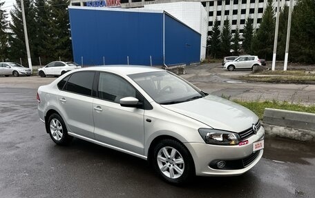 Volkswagen Polo VI (EU Market), 2011 год, 900 000 рублей, 4 фотография