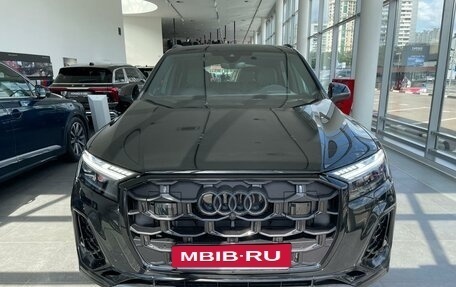 Audi Q7, 2024 год, 16 600 000 рублей, 2 фотография