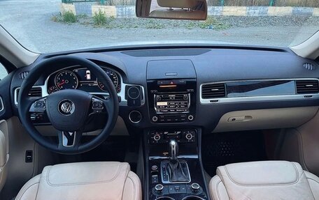 Volkswagen Touareg III, 2012 год, 2 300 000 рублей, 10 фотография