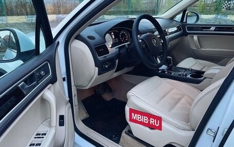 Volkswagen Touareg III, 2012 год, 2 300 000 рублей, 11 фотография