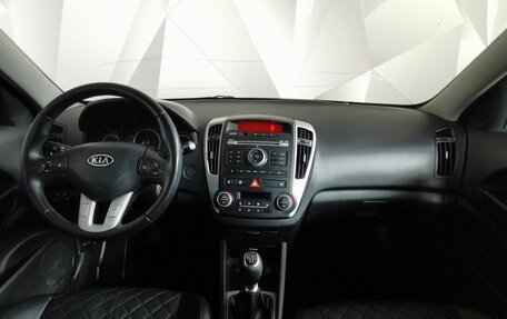 KIA cee'd I рестайлинг, 2010 год, 592 000 рублей, 10 фотография