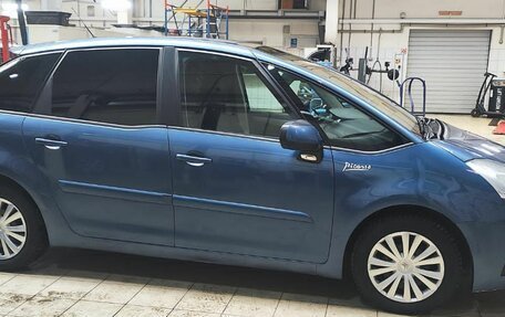 Citroen C4 Picasso II рестайлинг, 2011 год, 770 000 рублей, 1 фотография