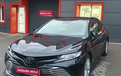 Toyota Camry, 2019 год, 3 050 000 рублей, 1 фотография