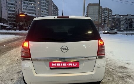 Opel Zafira B, 2011 год, 899 000 рублей, 3 фотография