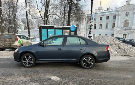 Volkswagen Jetta VI, 2010 год, 849 000 рублей, 5 фотография