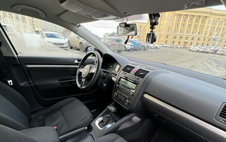 Volkswagen Jetta VI, 2010 год, 849 000 рублей, 7 фотография