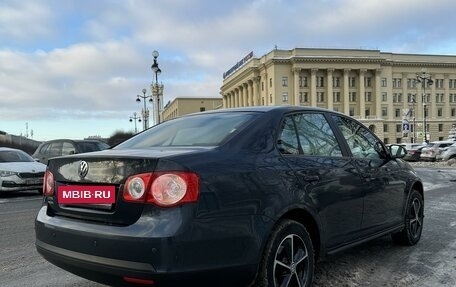 Volkswagen Jetta VI, 2010 год, 849 000 рублей, 3 фотография