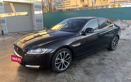 Jaguar XF II, 2016 год, 2 300 000 рублей, 11 фотография