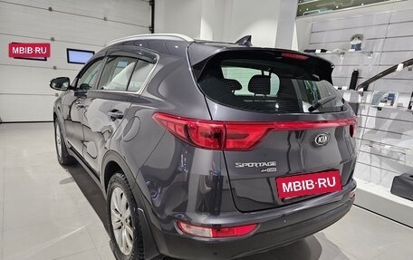 KIA Sportage IV рестайлинг, 2018 год, 1 899 000 рублей, 6 фотография