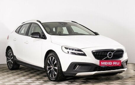 Volvo V40 Cross Country I, 2019 год, 2 199 000 рублей, 3 фотография