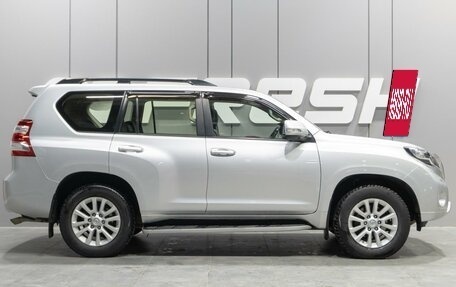 Toyota Land Cruiser Prado 150 рестайлинг 2, 2014 год, 3 499 000 рублей, 5 фотография