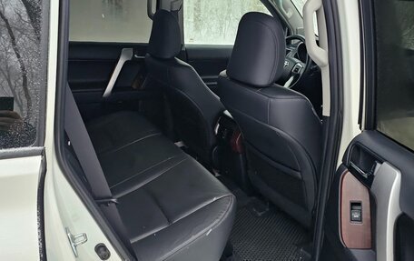 Toyota Land Cruiser Prado 150 рестайлинг 2, 2015 год, 4 200 000 рублей, 9 фотография