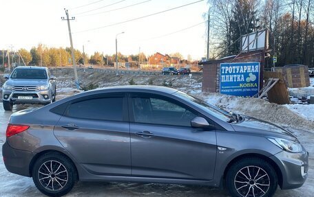 Hyundai Solaris II рестайлинг, 2012 год, 585 000 рублей, 7 фотография