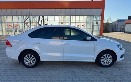 Volkswagen Polo VI (EU Market), 2014 год, 950 000 рублей, 5 фотография