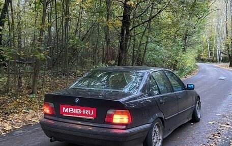 BMW 3 серия, 1993 год, 300 000 рублей, 3 фотография