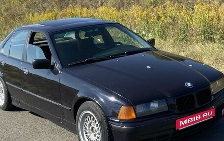 BMW 3 серия, 1993 год, 300 000 рублей, 4 фотография