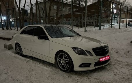 Mercedes-Benz E-Класс, 2011 год, 2 250 000 рублей, 1 фотография